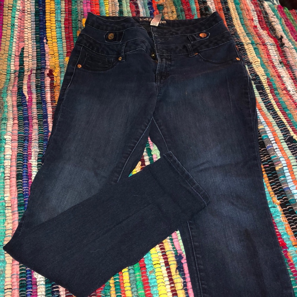 Dark wash high waisted skinny jeans size 8